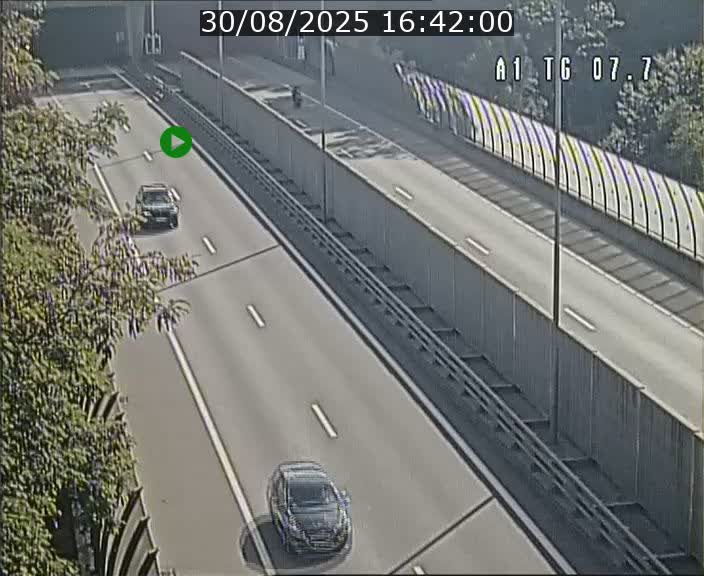 Traffic live webcam Luxembourg Kirchberg - A1 direction Luxembourg-ville - BK 7.7