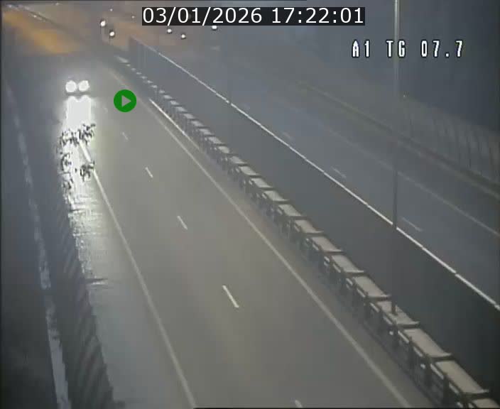 Traffic live webcam Luxembourg Kirchberg - A1 direction Luxembourg-ville - BK 7.7