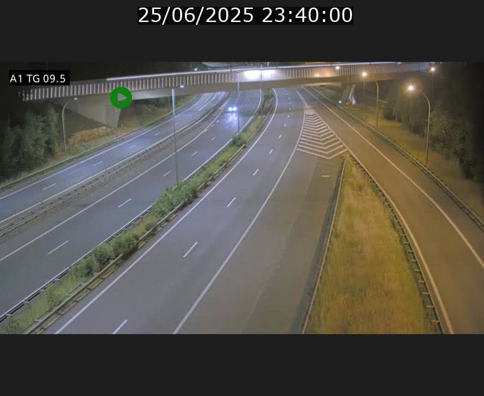 Traffic live webcam Luxembourg Jonction Grünewald - A1 direction Luxembourg-ville - BK 9.5