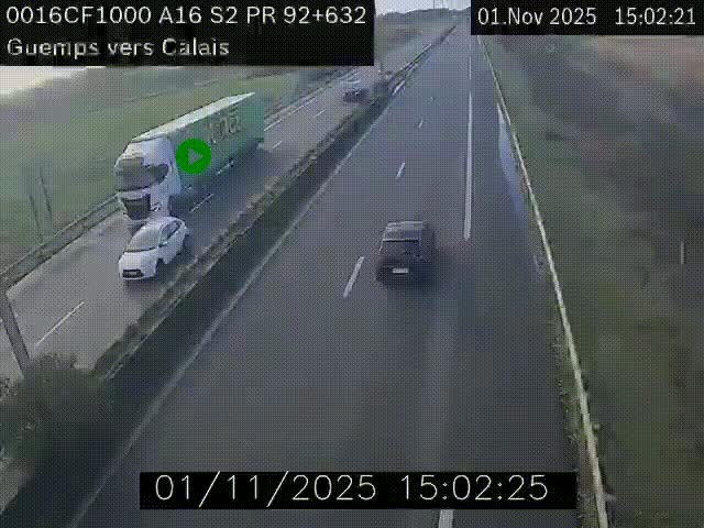 Webcam A16 juste après l'aire de repos d'Offekerque à Guemps. Vue orientée vers Calais