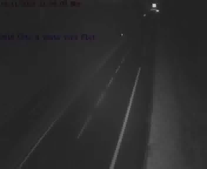 Webcam sur la D910 située dans la Côte des 4 vents. Vue orientée vers le haut de la côte, vers Faulquemont