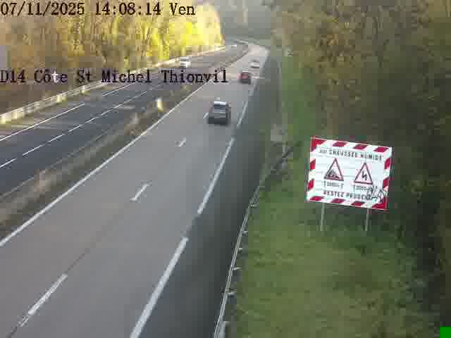 Webcam sur la D14, dans la côte Saint-Michel. Vue orientée vers Thionville