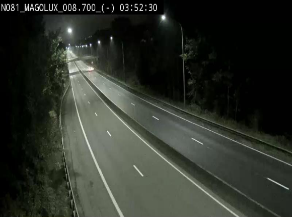 Webcam sur la N81 (E411) à hauteur de la jonction avec la N883. Vue orientée vers Arlon