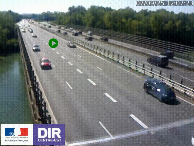 Caméra trafic à la jonction entre l'A46 (Rocade-est de Lyon) et l'A42 à hauteur de Vault-en-Velin en direction de Marseille