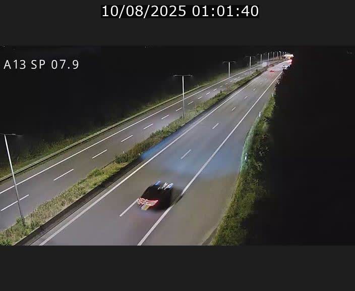 Traffic live webcam Luxembourg Jonction Lankelz - A13 direction Pétange - BK 7.9