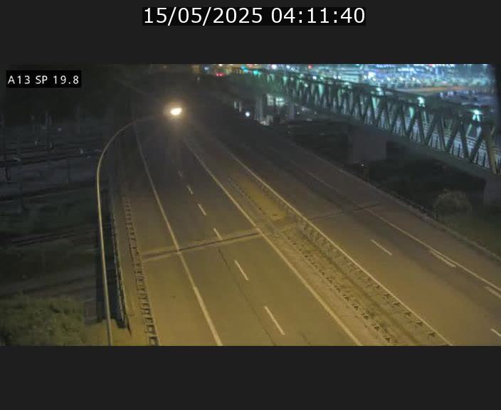 Traffic live webcam Luxembourg Croix de Bettembourg - A13 direction Esch-sur-Alzette - BK 19.8