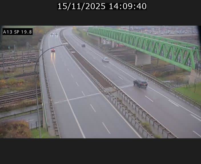 Traffic live webcam Luxembourg Croix de Bettembourg - A13 direction Esch-sur-Alzette - BK 19.8