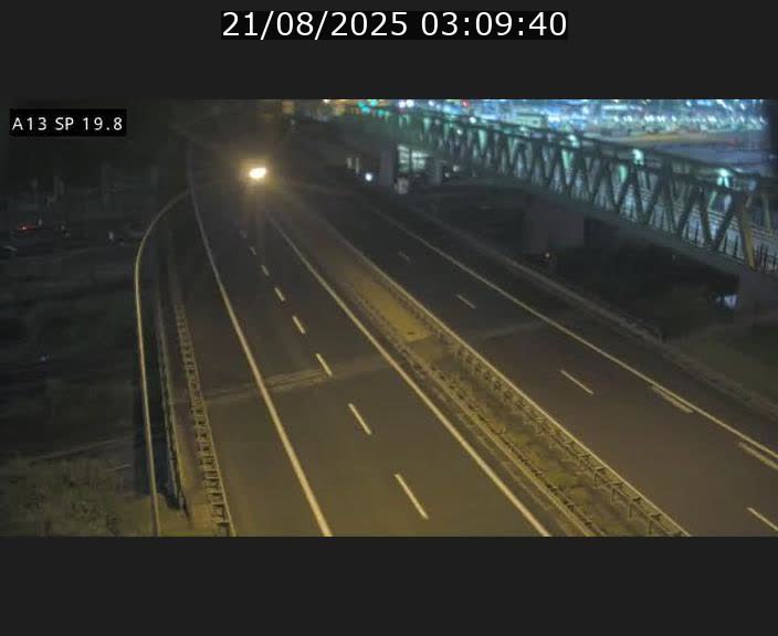 Traffic live webcam Luxembourg Croix de Bettembourg - A13 direction Esch-sur-Alzette - BK 19.8
