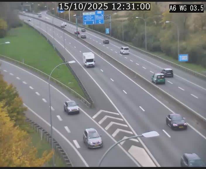 Traffic live webcam Luxembourg - Croix de Cessange - A6 - BK 3.5 - direction France/Allemagne