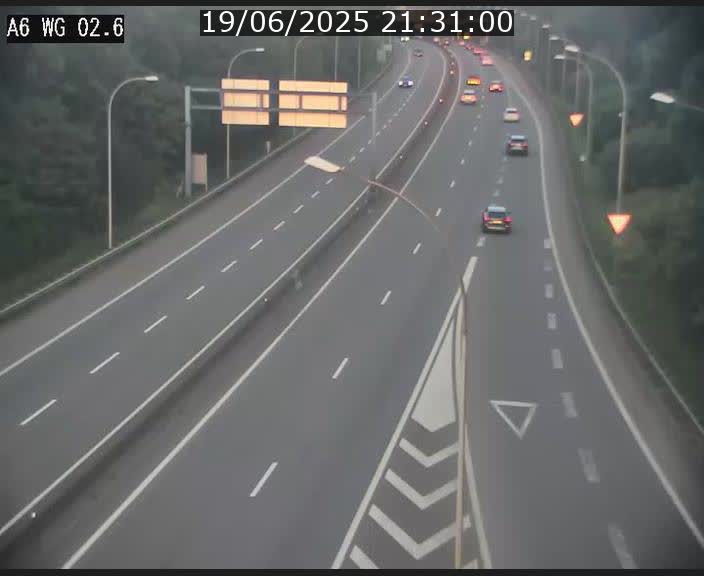 Traffic live webcam Luxembourg Croix de Cessange - A6 - BK 2.6 - direction France/Allemagne