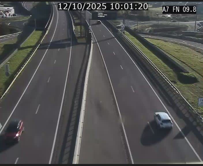 Caméra trafic Luxembourg - A7, Tunnel Gousselerbierg, sortie sud, direction rond-point Lorentzweiler (BK 9.9)