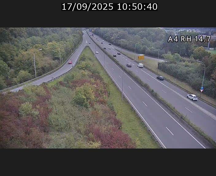 Traffic live webcam Luxembourg Jonction Lankelz - A4 - BK 14.7 - direction Luxembourg