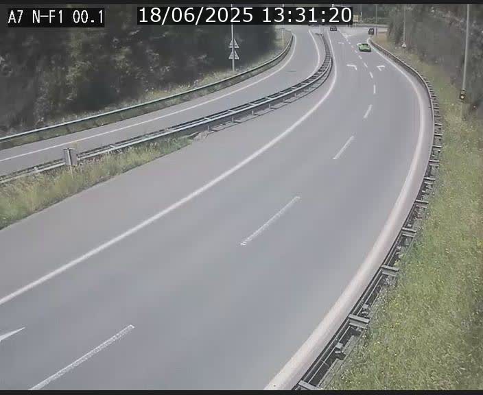 Webcam autoroute Luxembourg A7 située dans la sortie 1 Waldhof, vers la N11, avant le Tunnel Stafelter