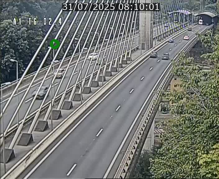 Traffic live webcam Luxembourg Sandweiler - A1 direction Luxembourg-ville - BK 2.4