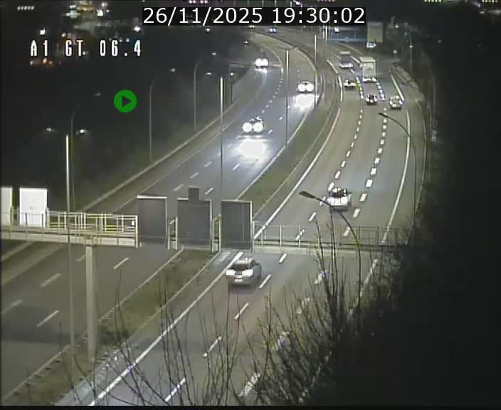 Traffic live webcam Luxembourg Hamm - A1 direction Sandweiler - BK 6.4