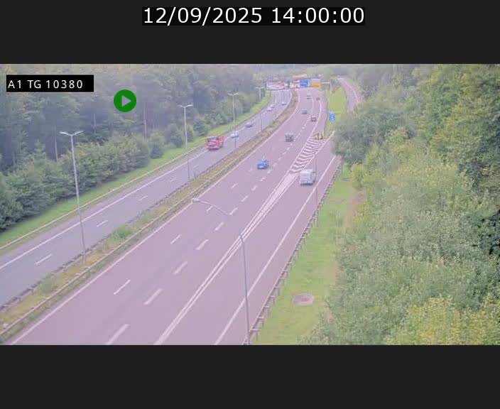 Traffic live webcam Luxembourg Senningerberg - A1 direction Luxembourg Kirchberg - BK 10.3