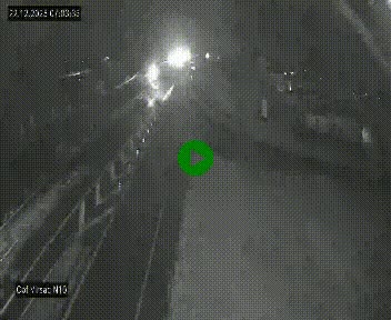 Vue en direct de l'autoroute A10 grâce à un drône situé au-dessus du péage de Virsac