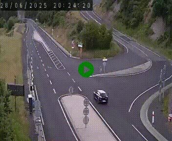 Webcam routière sur la N122 au niveau du Tunnel du Lioran. Vue de l'entrée côté Aurillac.