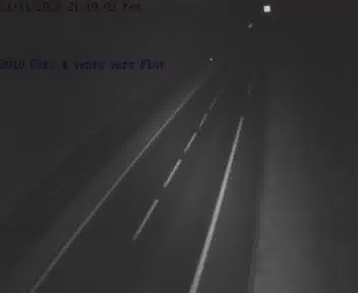 Webcam sur la D910 située dans la Côte des 4 vents. Vue orientée vers le haut de la côte, vers Faulquemont