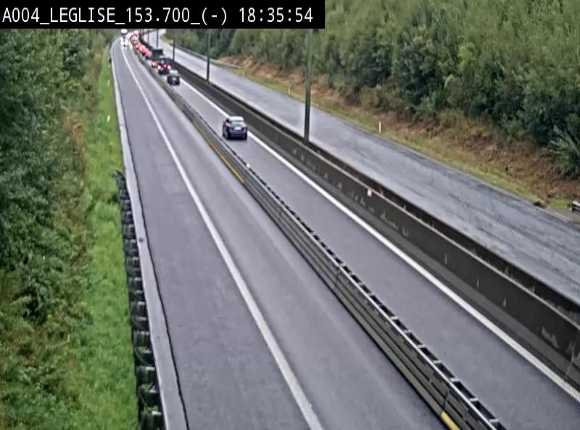 Webcam autoroute A4 (E411-E25) à Léglise, avant la jonction avec la N40. Vue orientée vers Bruxelles