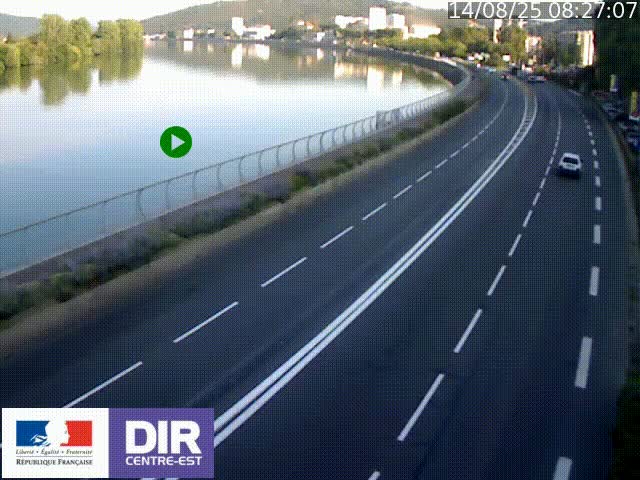 Webcam sur le quai Parjot à Vienne, aux Portes de Lyon, sur la Nationale 7, à la jonction avec le boulevard du Rhône-nord (D1407), caméra orientée vers Lyon