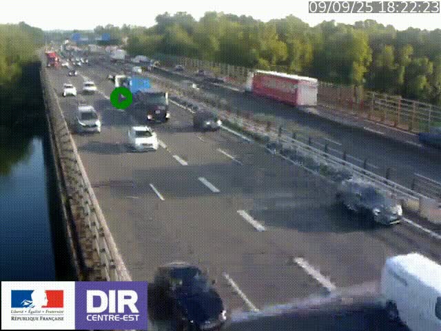 Caméra trafic à la jonction entre l'A46 (Rocade-est de Lyon) et l'A42 à hauteur de Vault-en-Velin en direction de Marseille