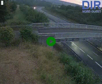 Webcam sur A84 à hauteur de Pont-Farcy, au niveau du pont autoroutier sur la Vire, au sud de Saint-Lô
