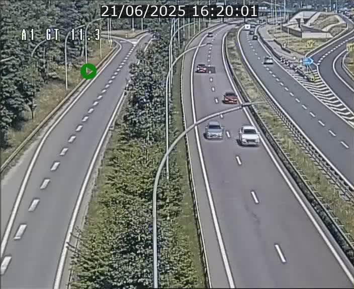 Traffic live webcam Luxembourg Senningerberg - A1 direction Allemagne - BK 11.3