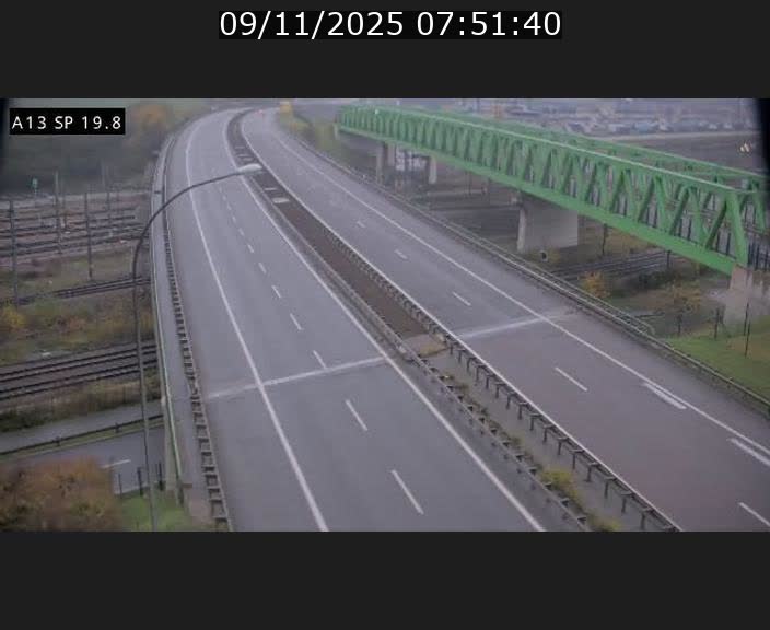 Traffic live webcam Luxembourg Croix de Bettembourg - A13 direction Esch-sur-Alzette - BK 19.8