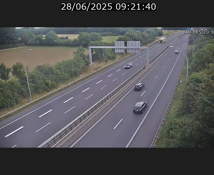 Traffic live webcam Luxembourg Croix de Bettembourg, rond-point d'Hellange - A13 direction Allemagne - BK 20.9
