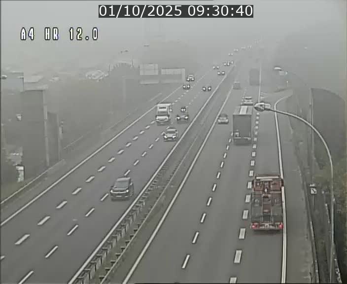 Traffic live webcam Luxembourg Jonction Foetz - A4 - BK 12.0 - direction Esch sur Alzette