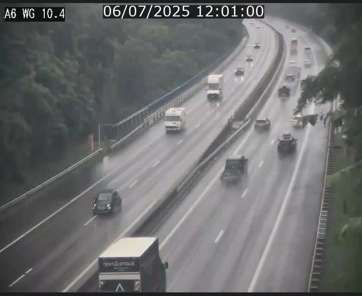 Traffic live webcam Luxembourg Mamer - A6 - BK 10.4 - direction Luxembourg/France/Allemagne