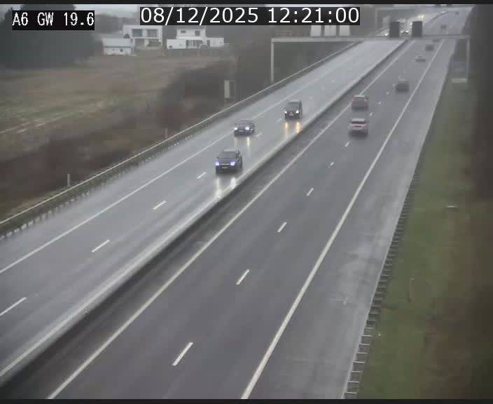 Traffic live webcam Luxembourg - Steinfort - A6 - BK 19.6 - direction Belgique