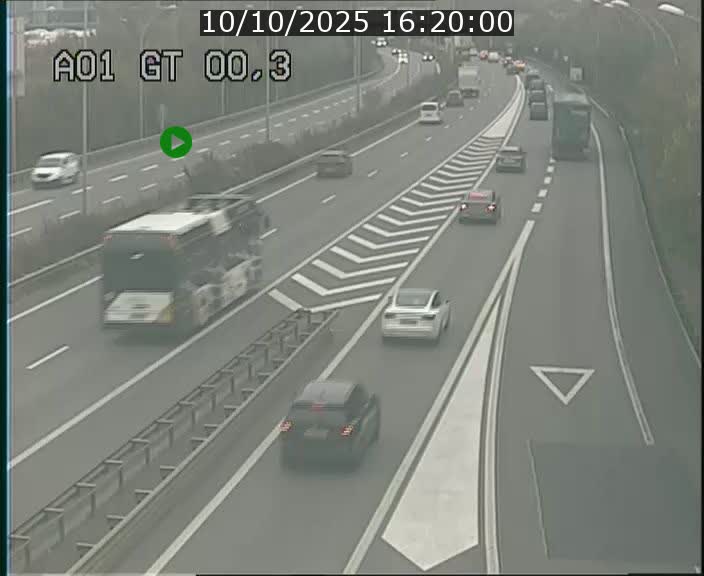 Traffic live webcam Luxembourg Croix de Gasperich - A1 direction Kirchberg - BK 0.3