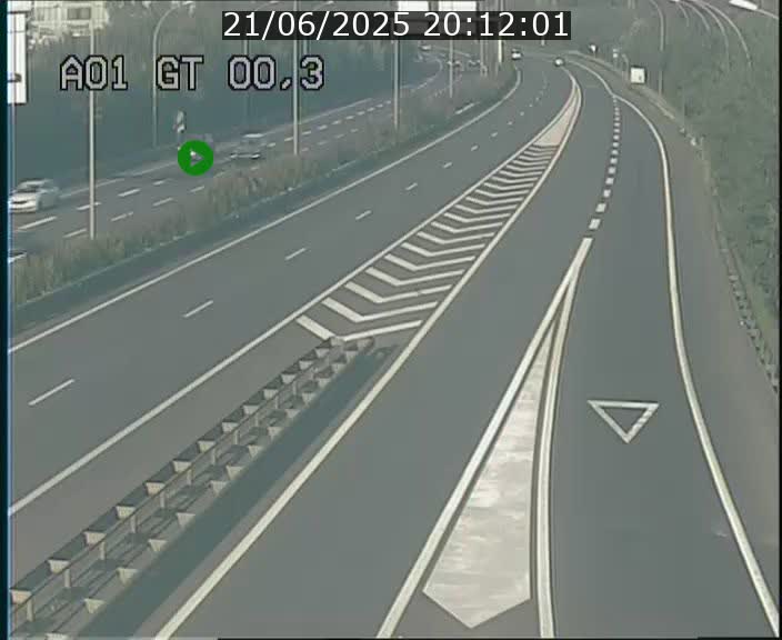 Traffic live webcam Luxembourg Croix de Gasperich - A1 direction Kirchberg - BK 0.3