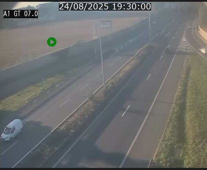 Traffic live webcam Luxembourg Cents - A1 direction Kirchberg - BK 7