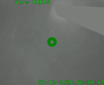 Caméra routière sur l'autoroute A20 à Saint-Pardoux-l'Ortigier, à la jonction avec l'A89. Vue orientée vers Paris