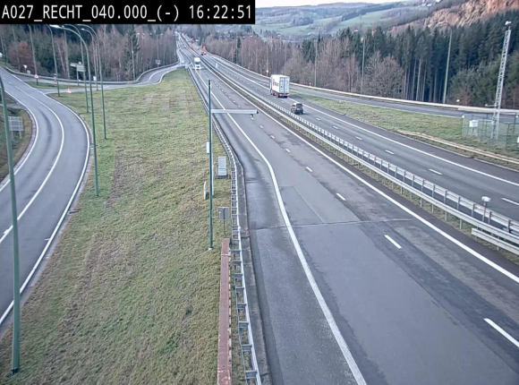 Webcam A27/E42 à hauteur de la sortie 13 Recht à proximité de Malmedy. Vue orientée vers Malmedy et Liège