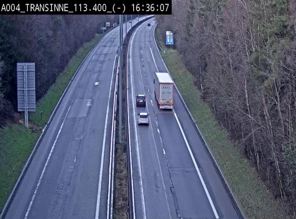 Caméra trafic E411 (A4) - Transinne direction Namur - BK 113.425