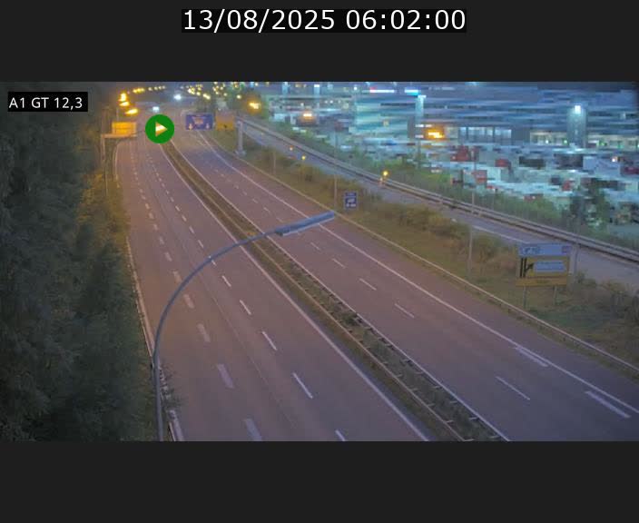 Traffic live webcam Luxembourg Senningerberg - A1 direction Allemagne - BK 12.3