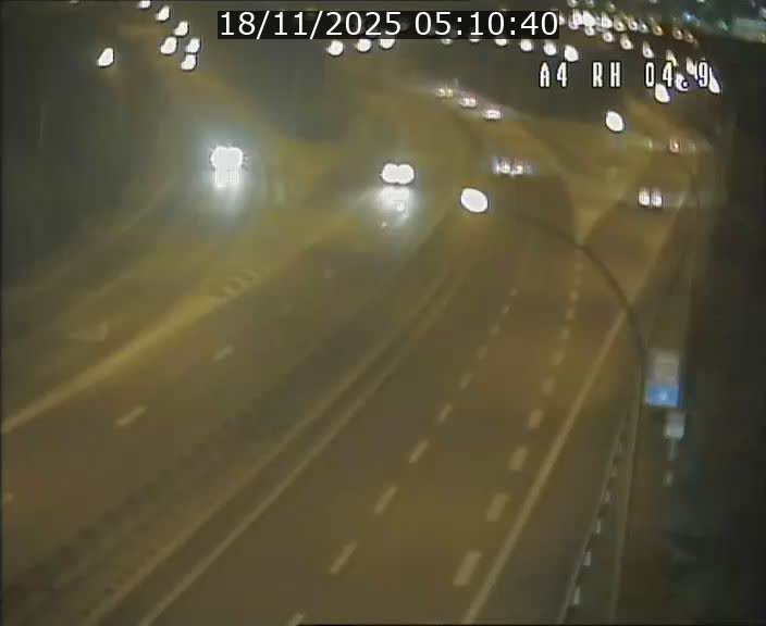 Traffic live webcam Luxembourg Leudelange - A4 - BK 4.9 - direction Luxembourg