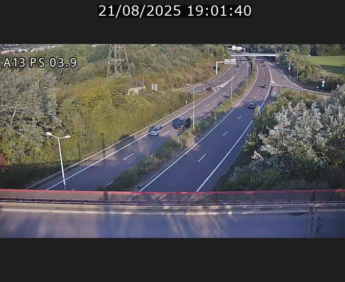 Traffic live webcam Luxembourg Differdange - A13 direction Esch-sur-Alzette - BK 3.9