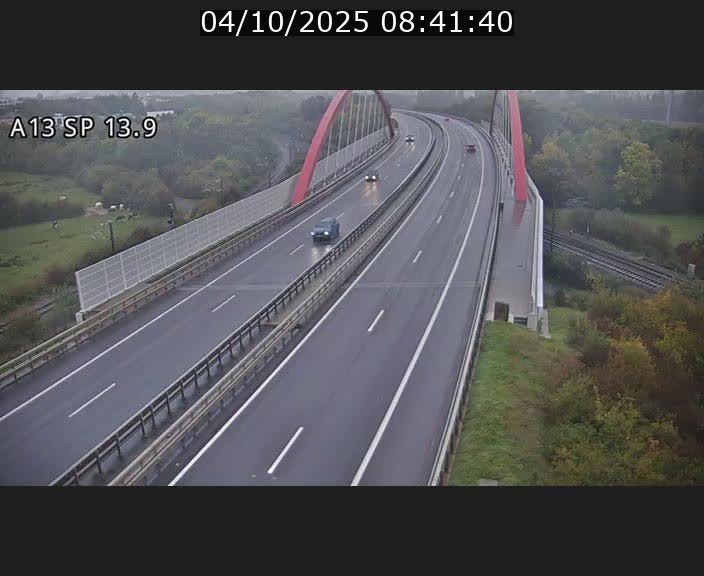 Traffic live webcam Luxembourg Kayl - A13 direction Esch-sur-Alzette/Luxembourg-ville - BK 13.9