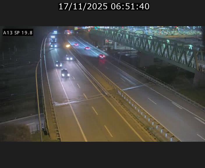 Traffic live webcam Luxembourg Croix de Bettembourg - A13 direction Esch-sur-Alzette - BK 19.8