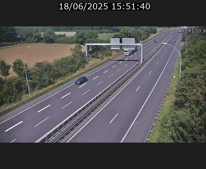 Traffic live webcam Luxembourg Croix de Bettembourg, rond-point d'Hellange - A13 direction Allemagne - BK 20.9