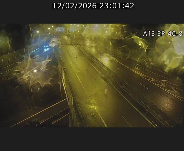 Webcam avec vue sur l'entrée côté allemand du tunnel Markusbierg à Schengen. Vue orientée vers le tunnel et Bettembourg