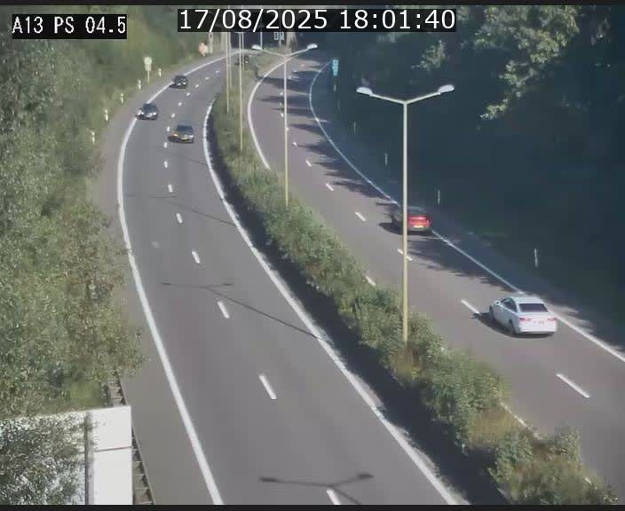 Traffic live webcam Luxembourg Differdange - A13 direction Esch-sur-Alzette - BK 4.5