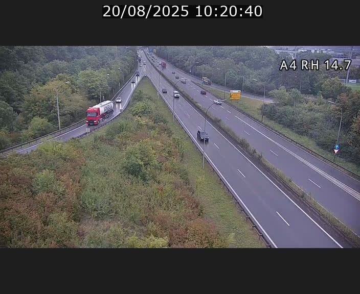 Traffic live webcam Luxembourg Jonction Lankelz - A4 - BK 14.7 - direction Luxembourg