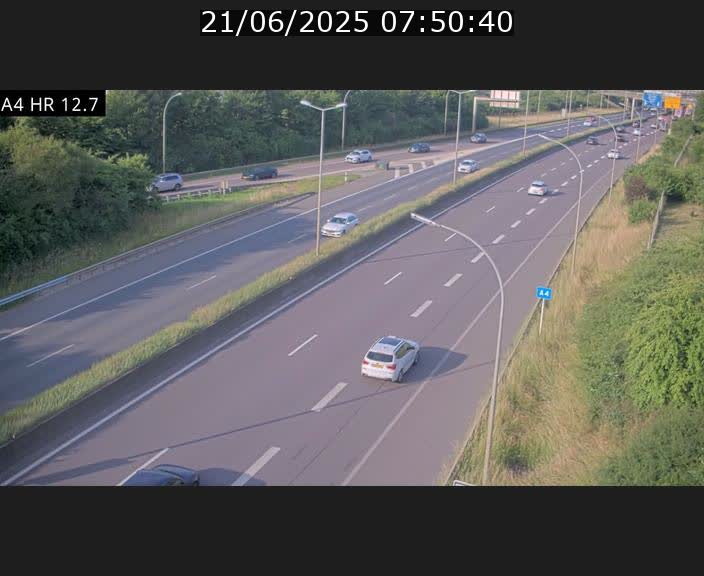 Traffic live webcam Luxembourg Esch sur Alzette - A4 - BK 12.7 - direction Esch-Belval