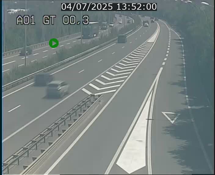 Traffic live webcam Luxembourg Croix de Gasperich - A1 direction Kirchberg - BK 0.3
